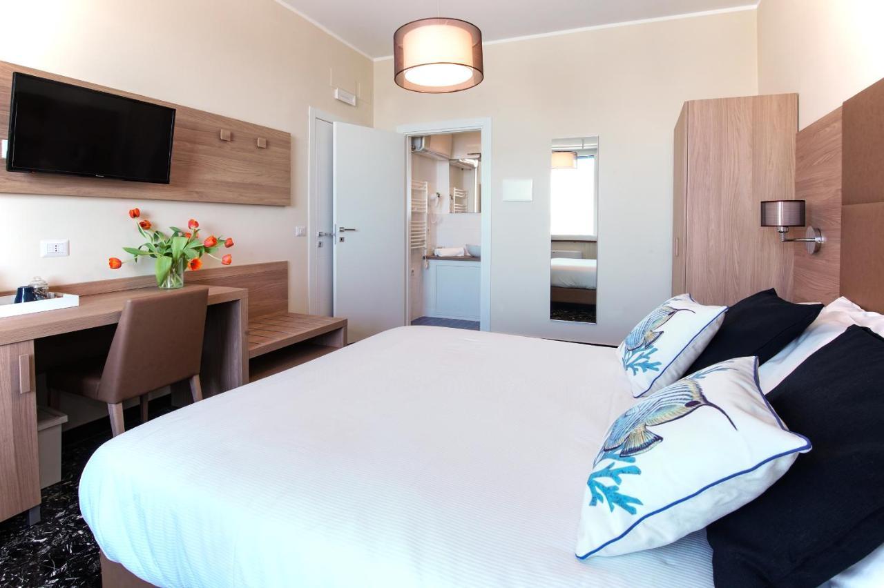 Bluripa Guest House Генуа Екстериор снимка